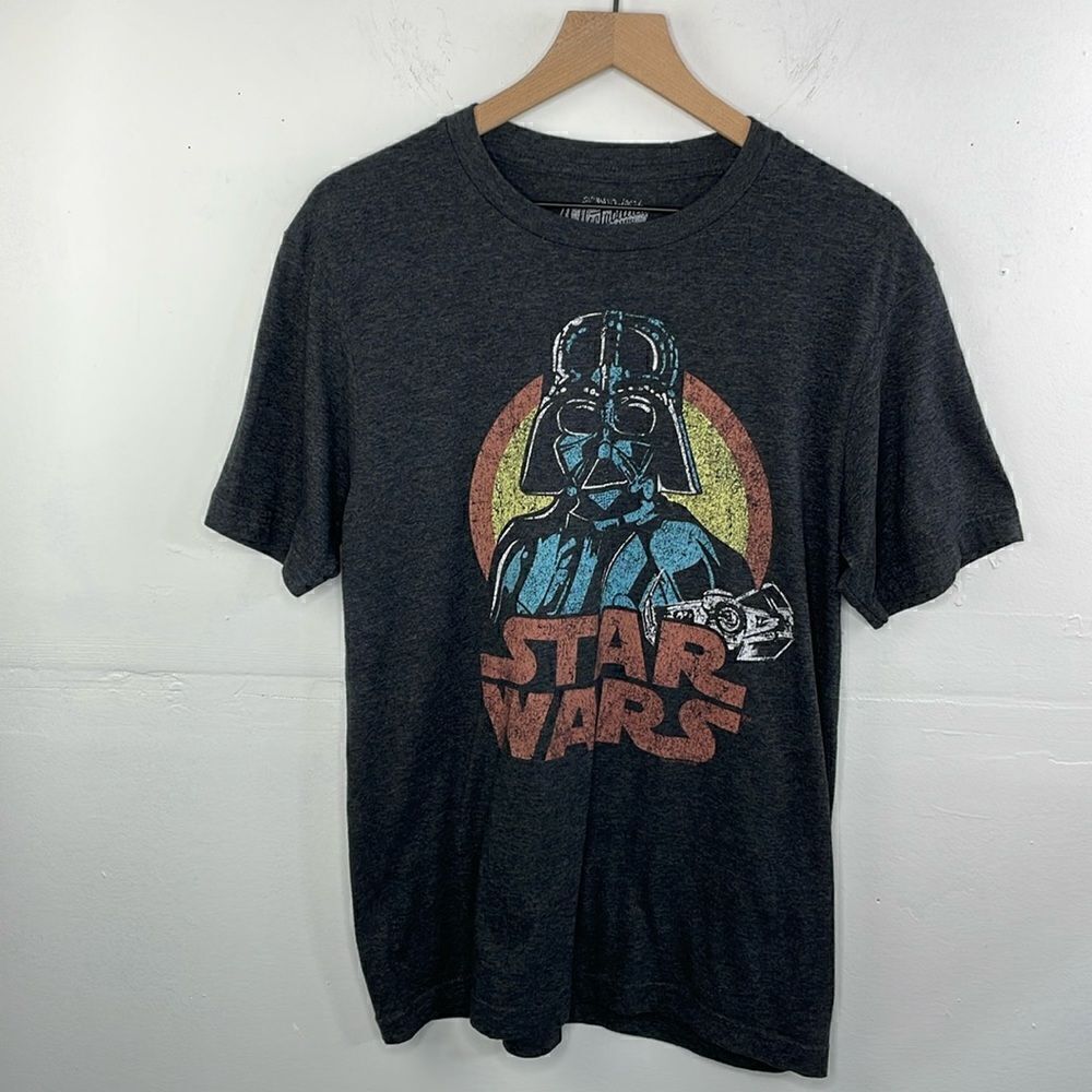 Star Wars Tee Gray size Medium Men’s
